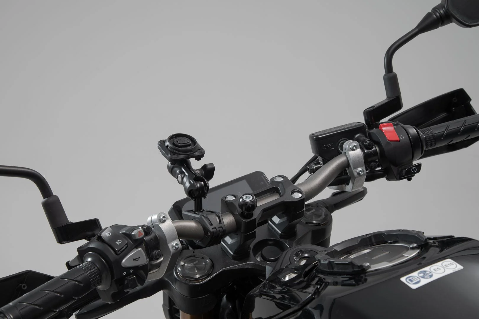 Universal GPS Mount Kit with T-Lock Incl. 2" socket arm, for handlebar/mirror thread - Image 3