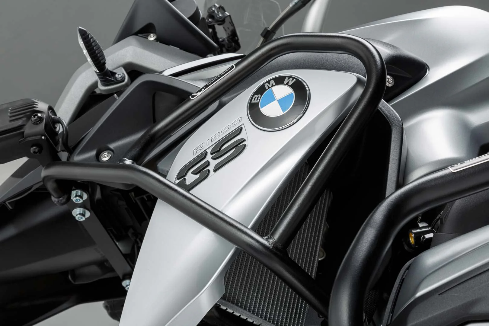 Crash bar BMW R 1200 GS (12-16) UPPER CRASH BAR. Black - Image 5