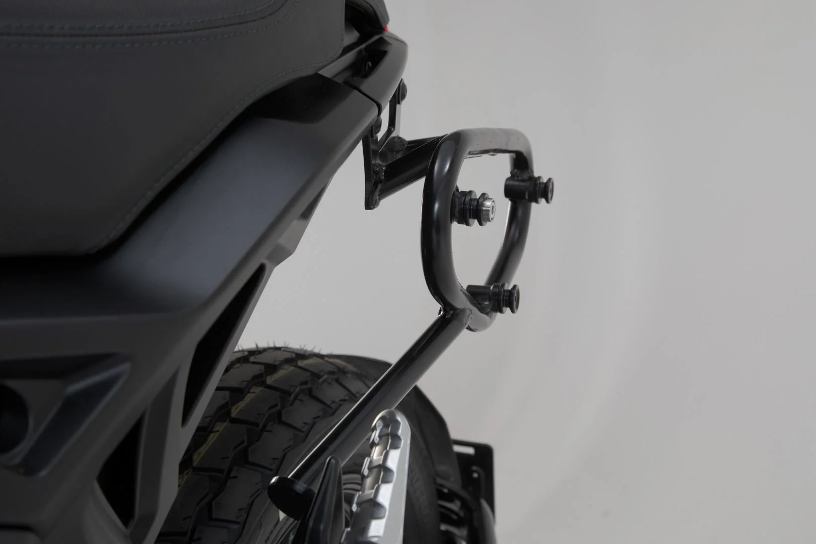 URBAN ABS Side Case System 1x 16,5 litre Indian FTR 1200 (18-) / Rally (19-) - Image 3