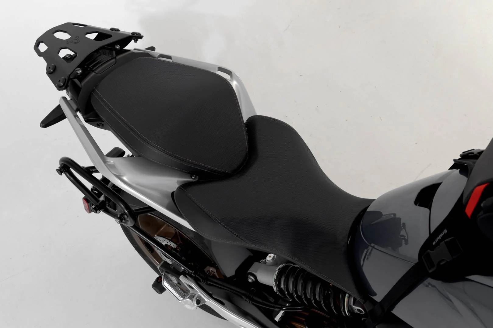 URBAN ABS side case system 1x 165 l. Royal Enfield Himalayan 450 (23-). - Image 4