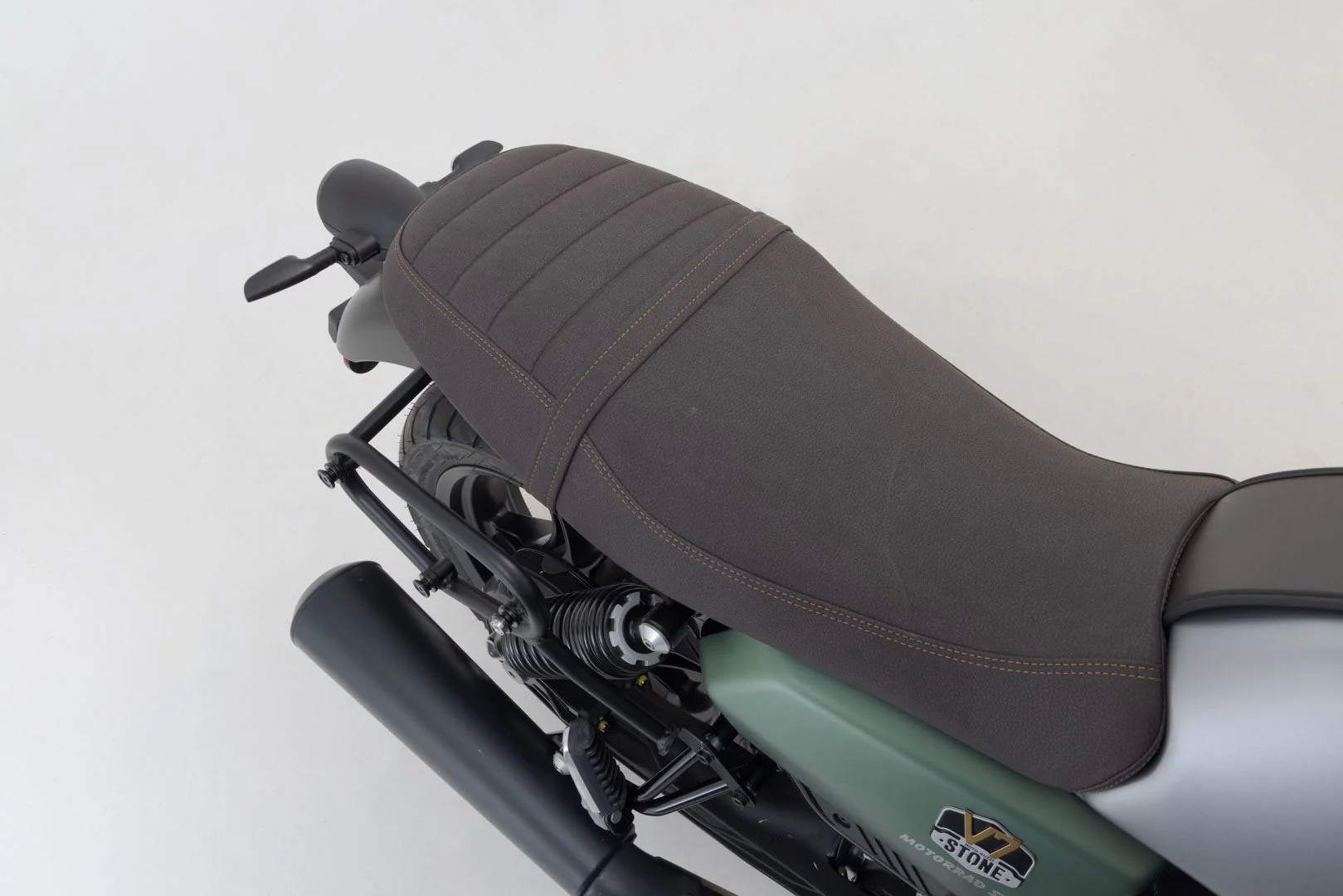 URBAN ABS side case system Moto Guzzi V7 models. - Image 4