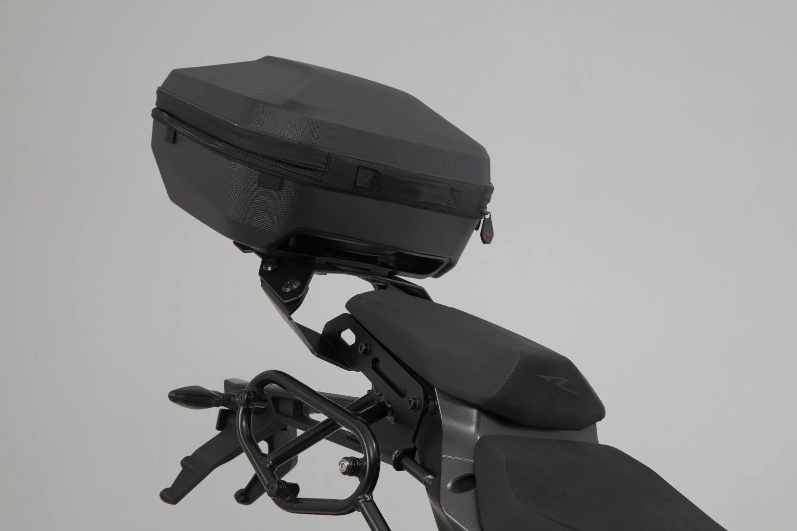 URBAN ABS Top Case System KTM 1290 Super Duke R (19-) Black - Image 4