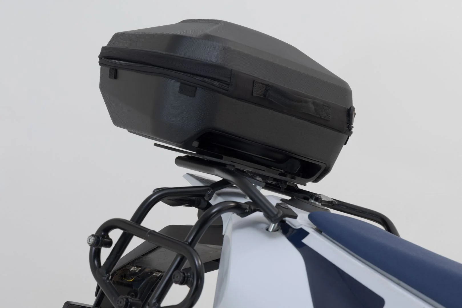 URBAN ABS top case system Husqvarna 701 Enduro/Supermoto (16-) Black - Image 5