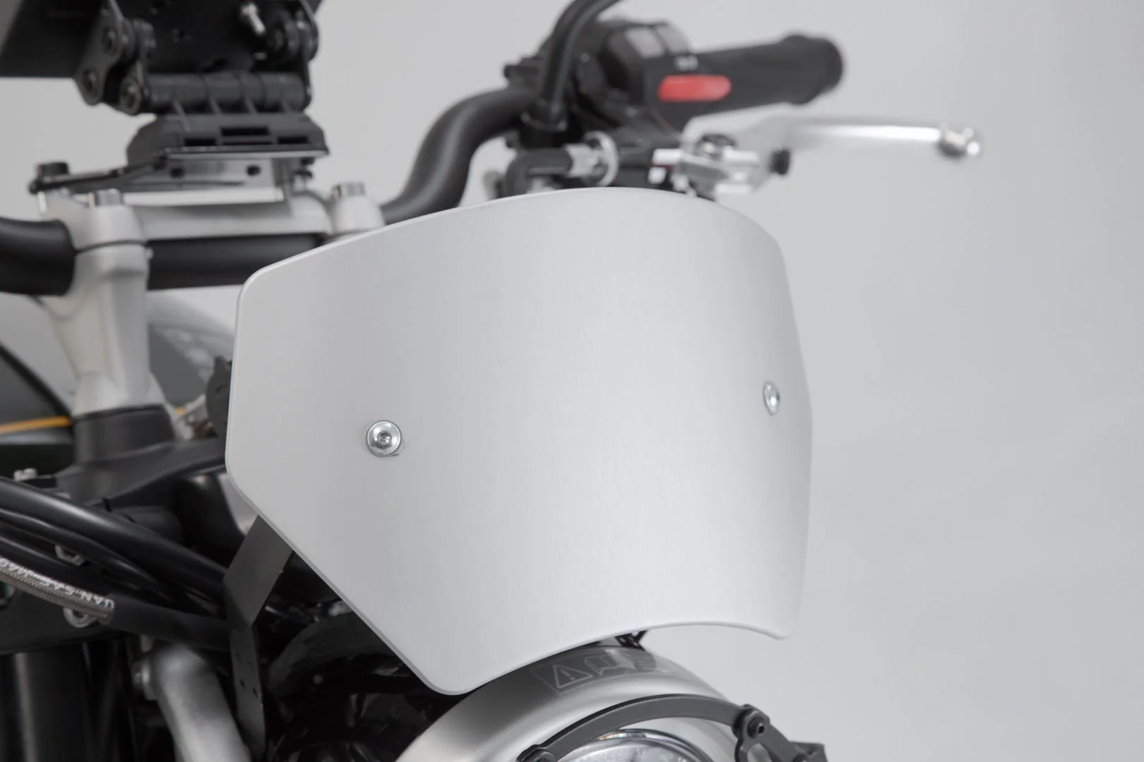 Windscreen Triumph Scrambler 1200 XC / XE (18-). Grey - Image 2