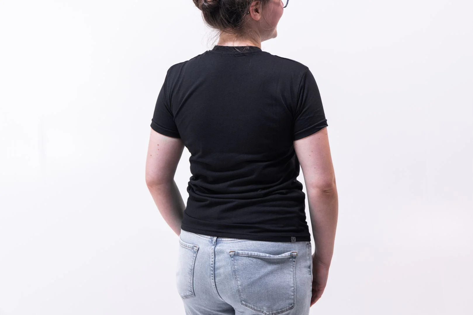 Womens T-shirt Black Edition Street Line. Black. Womens. Size M. - Image 2